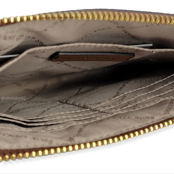 Michael Kors Jet Set XL Zip Clutch Wristlet Brown - Picture 3 of 6